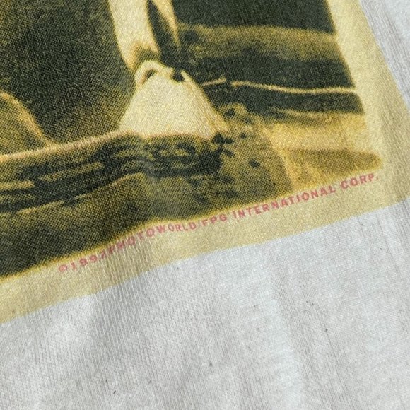 VINTAGE 90s Amelia Earhart Women Fly T-Shirt 1992 Single Stitch Size Medium - Picture 7 of 8